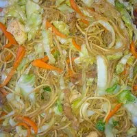 pancit bihon & canton!!!! #sarapppp|lore liejane estabilloさん