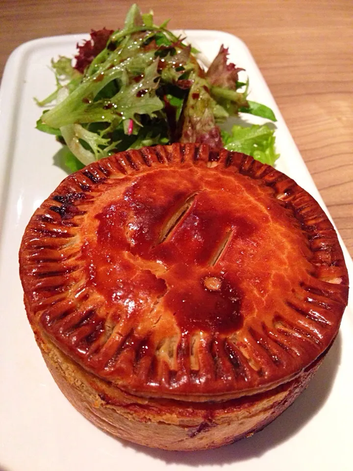 Beef pie@Artisan Boulangerie Co, Great World City|coxiella24さん