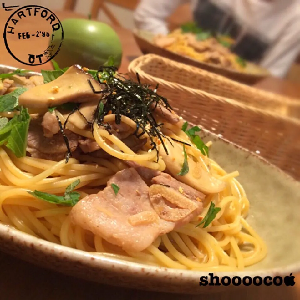 Snapdishの料理写真:【小さい頃は (待て！)が出来たのに…】豚バラとエリンギの柚子胡椒パスタ|shoooocoさん