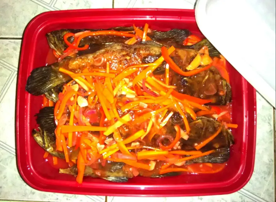 Snapdishの料理写真:Fish Escabeche a.k.a sweet & sour grouper fish.
"Nakuha mo ang tamang lasa“ - Mommy 👍👍|Teddy Estillore Palecpecさん