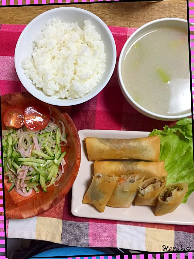 Snapdishの料理写真:5/2(土)晩ごはん♡春巻き  春雨サラダ  ご飯  野菜の白湯スープ|⁑葉月⁑さん