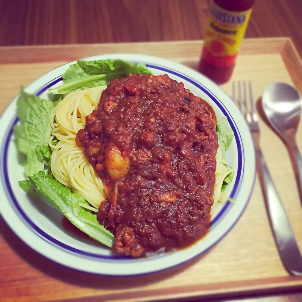 Snapdishの料理写真:鶏肉のトマト煮込みをじっくり煮込んでパスタソースに！|ケイチャさん