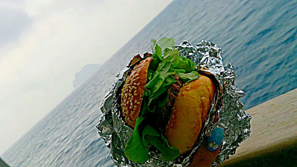 渡名喜島＆久米島へ♪朝作った佐賀牛バーガーを食べながら♪|aaotaさん