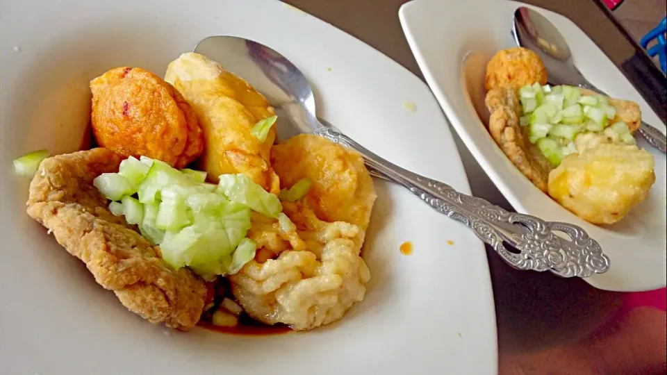 pempek palembang #indonesianfood|.pb.ry.さん