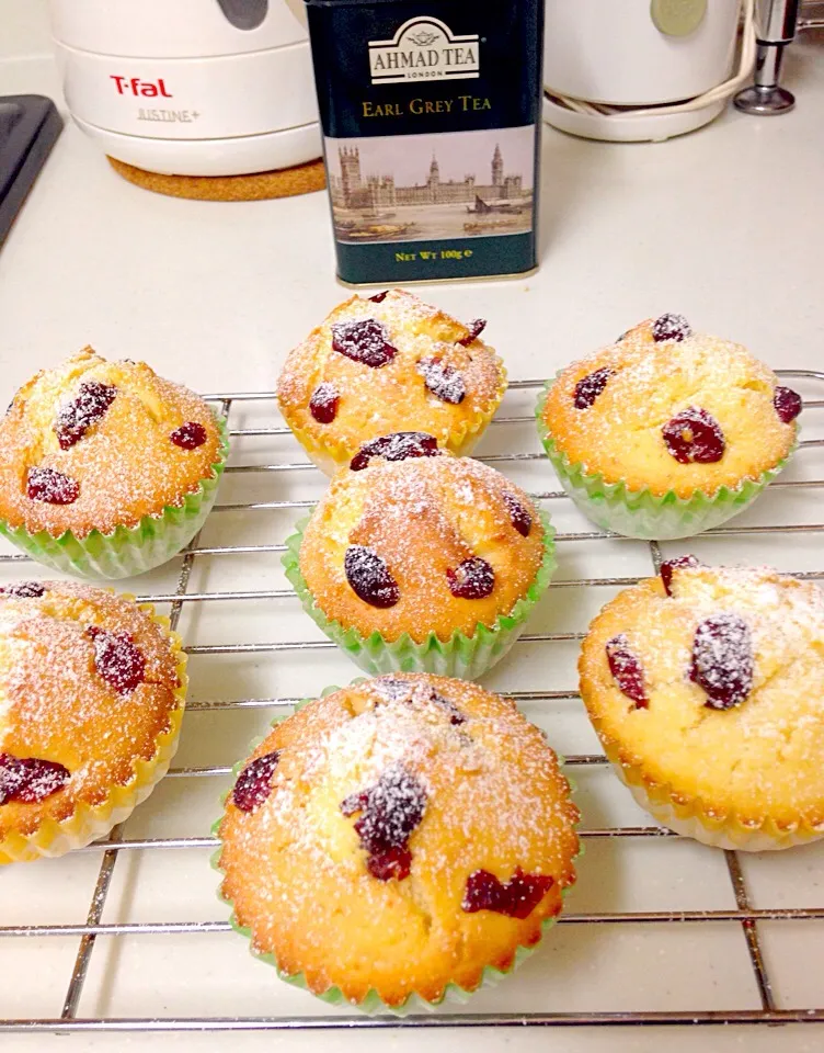 Dried raspberry  Cupcakes for tea time ☕️|💖 ジジ 💖さん