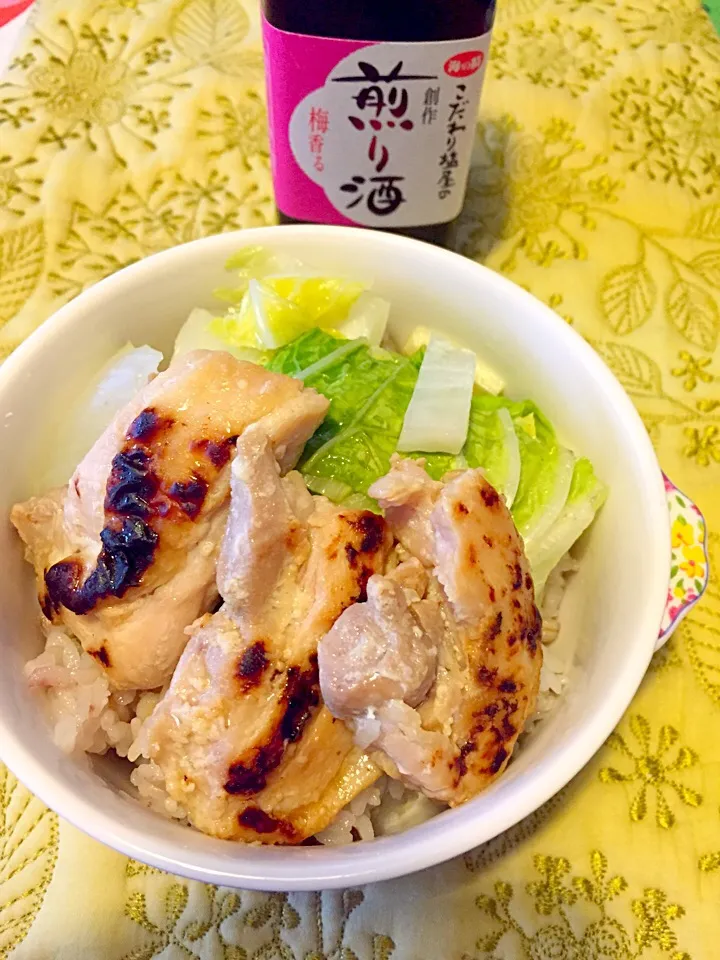 Snapdishの料理写真:煎り酒漬けチキン丼꒰ ♡´∀`♡ ꒱|さくたえさん