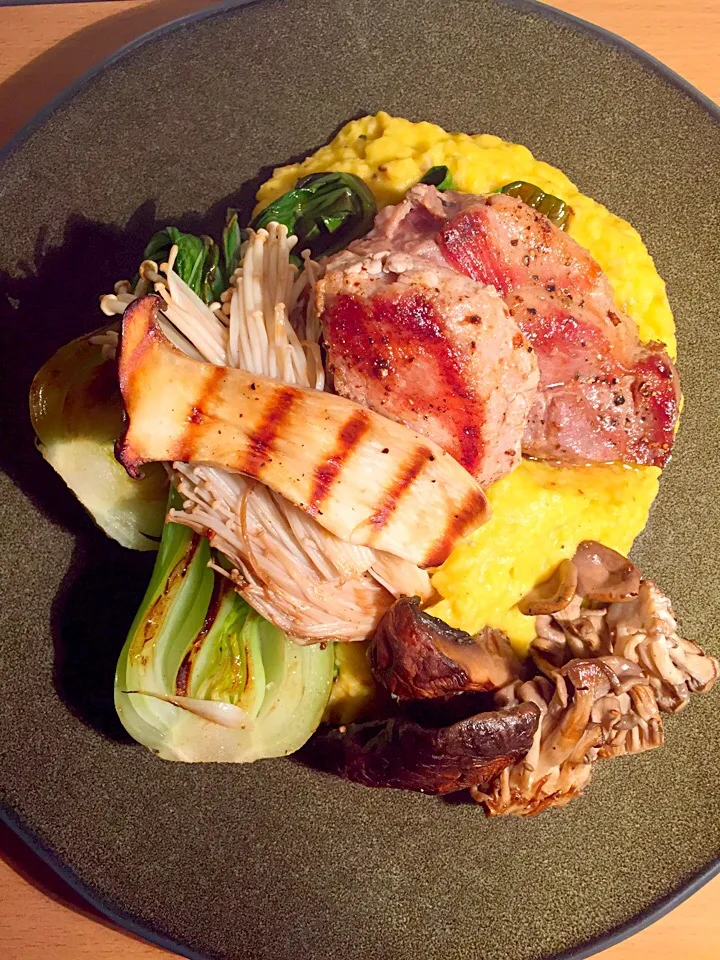 Grilled Pork + Mushrooms with Pumpkin Dukkah Purree + Bok Choy|Chrisy Hillさん