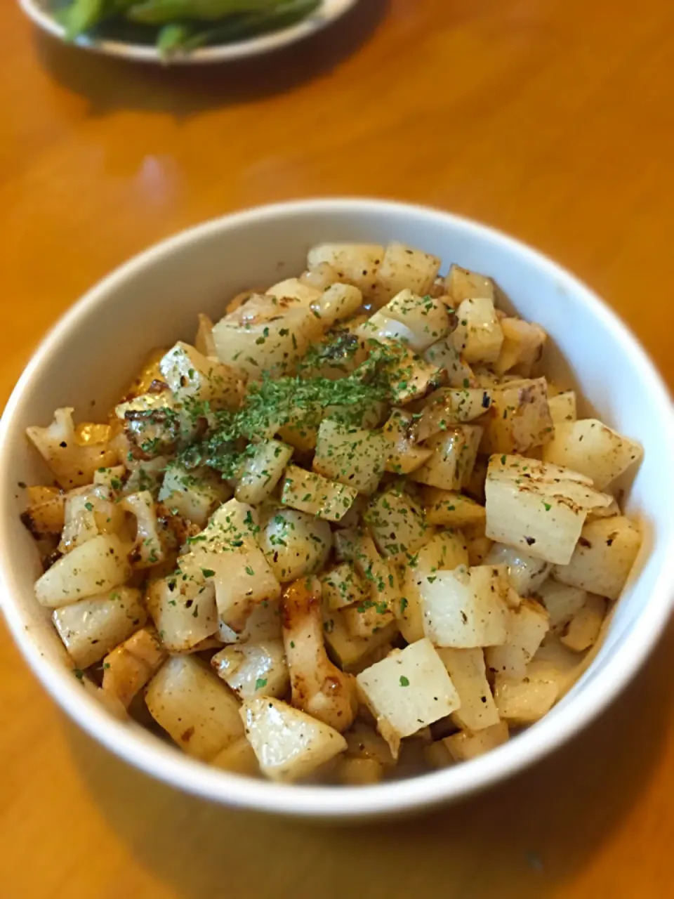 里芋と蓮根と椎茸のバター炒め|みつなち☆さん