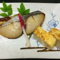 Snapdishの料理写真:魚。卵。ごはんやさん。|Noko Kondoさん