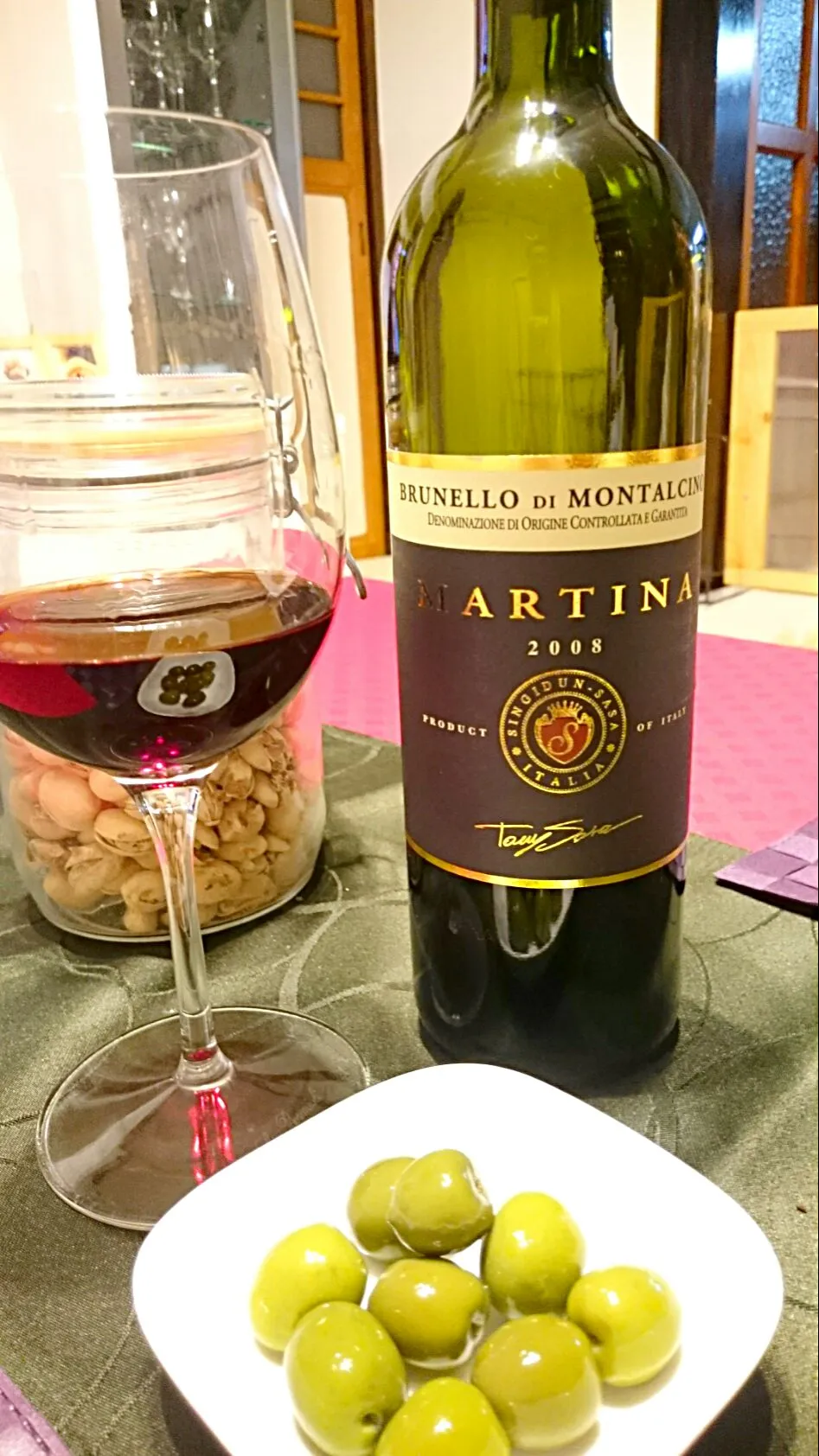 イタリアワイン🍷マルティナ・ブルネッロ・ディ・モンタルチーノ2008👍オリーブとΨ(￣∇￣)Ψ|ナムナムさん