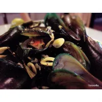 Snapdishの料理写真:Mussels in white wine sauce|toystory150780さん