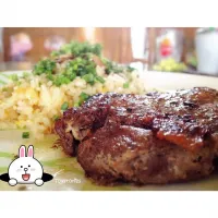 Snapdishの料理写真:Steak with garlic fried rice|toystory150780さん