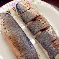 Snapdishの料理写真:鯖の炙り押し寿司|イケさん