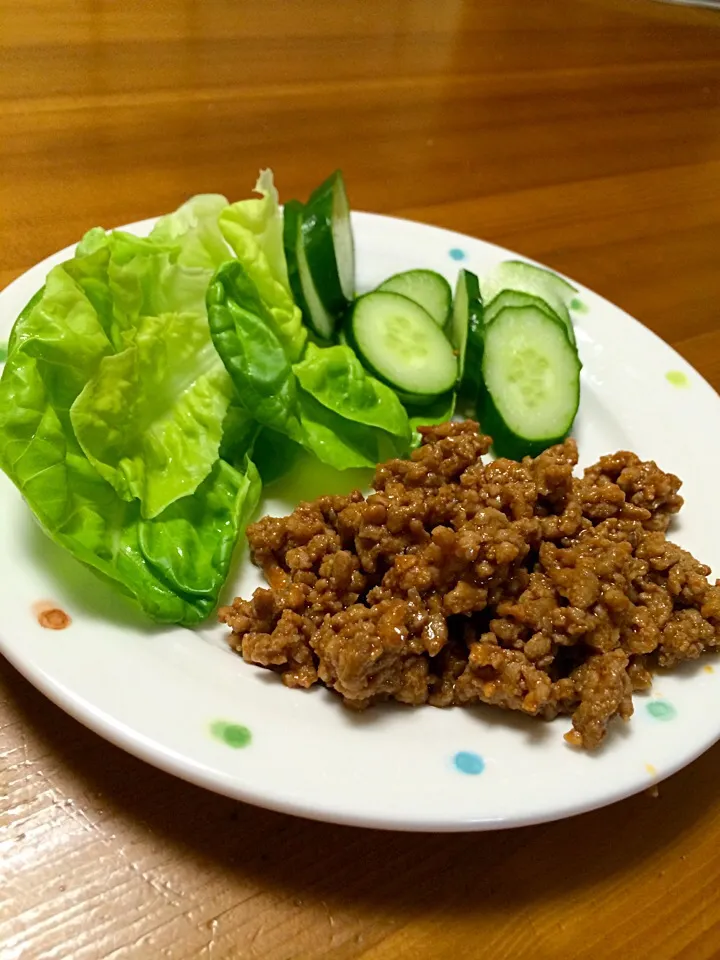 Snapdishの料理写真:11才のコックさんによる挽き肉カレー粉ケチャップ炒め|Mzkさん