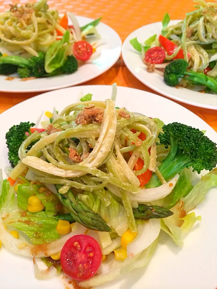 Vidalia Onion Salad with 2 colors of Pasta|miyaponさん