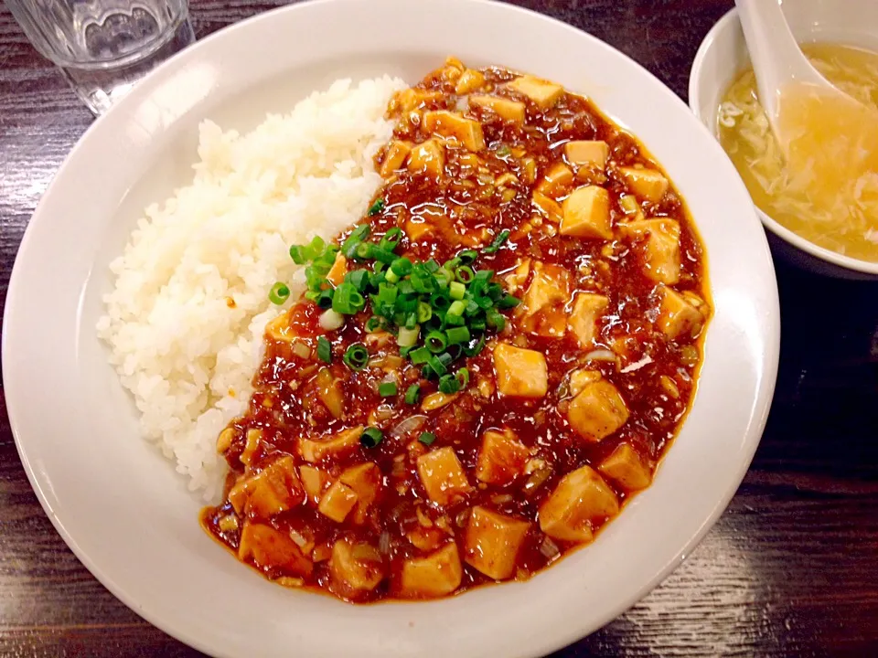 麻婆丼750円也|秋山知隆さん