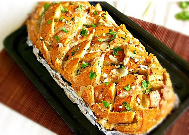 Cheesy Stuffed Italian bread for relaxing Monday morning golden week😋|Babyluv Cabrera Ocampoさん