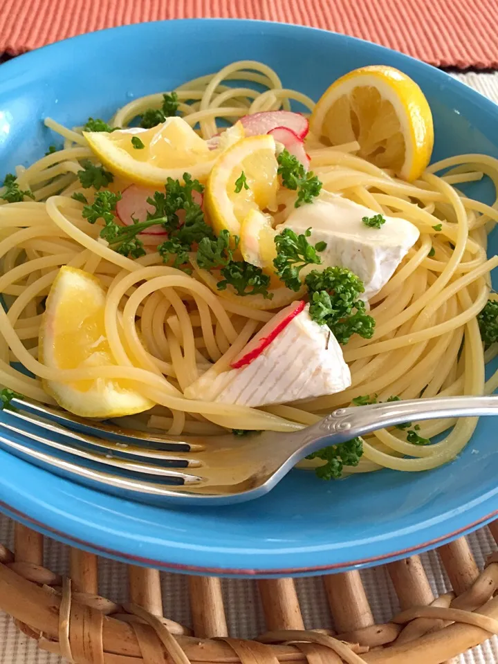 さっぱり🍋レモンとカマンベールのスパゲッティ|Kumi_loveさん