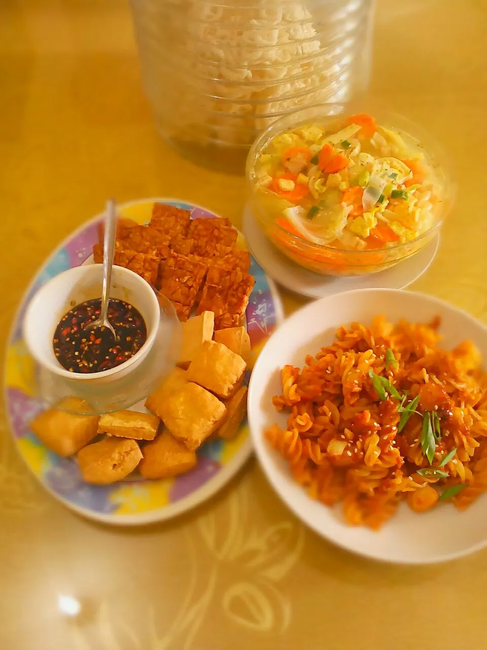 mix soup, macaroni spicy, tempe and tahu #lunchtime #Masakan Indonesia|Citra Indahさん