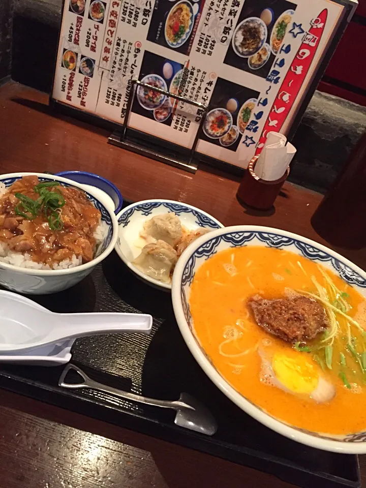 Snapdishの料理写真:辛味噌ラーメンセット|nanaminoriさん