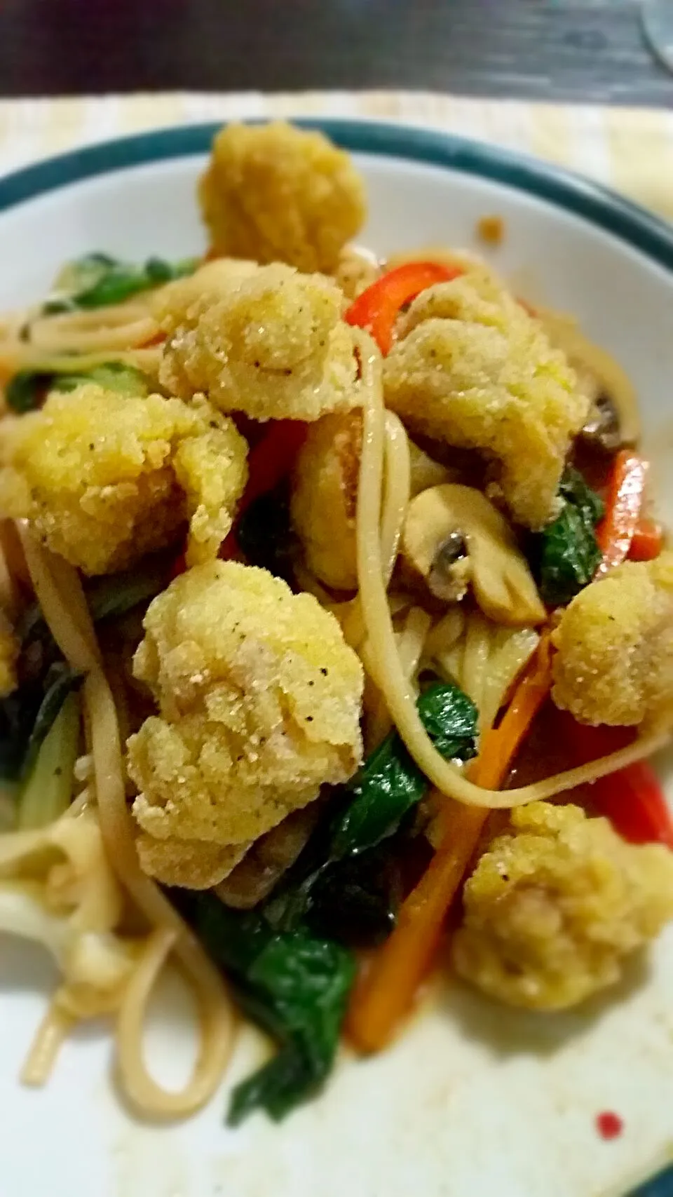 pepper chicken with szechuan veg and udon noodles|Luke Smithさん