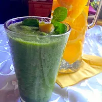 Snapdishの料理写真:Green Smoothie|Melanie Habbenさん