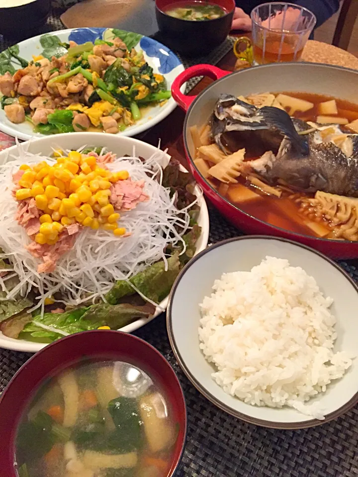 Snapdishの料理写真:メバルと筍の煮付け、大根サラダ、鶏肉と青菜の玉子炒め|ねぎさん