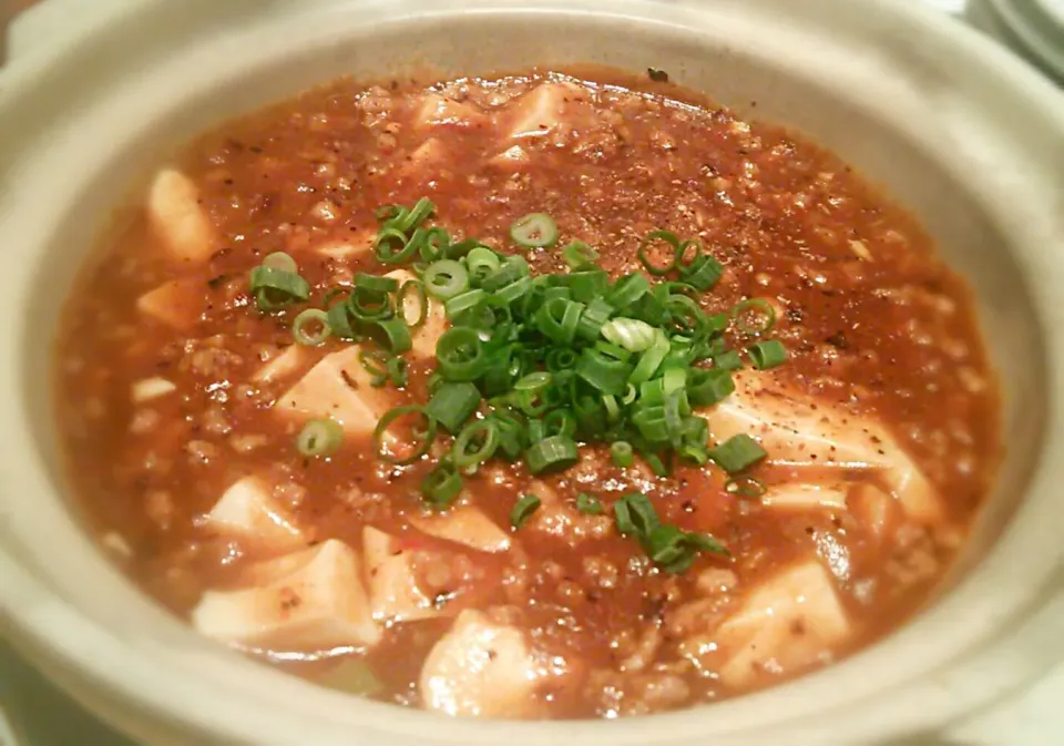 本日のランチも麻婆豆腐…そういえば、昨日も麻婆豆腐食べたことを忘れてた💦脳漏れの始まりかしら😢|にゃあ（芸名）さん