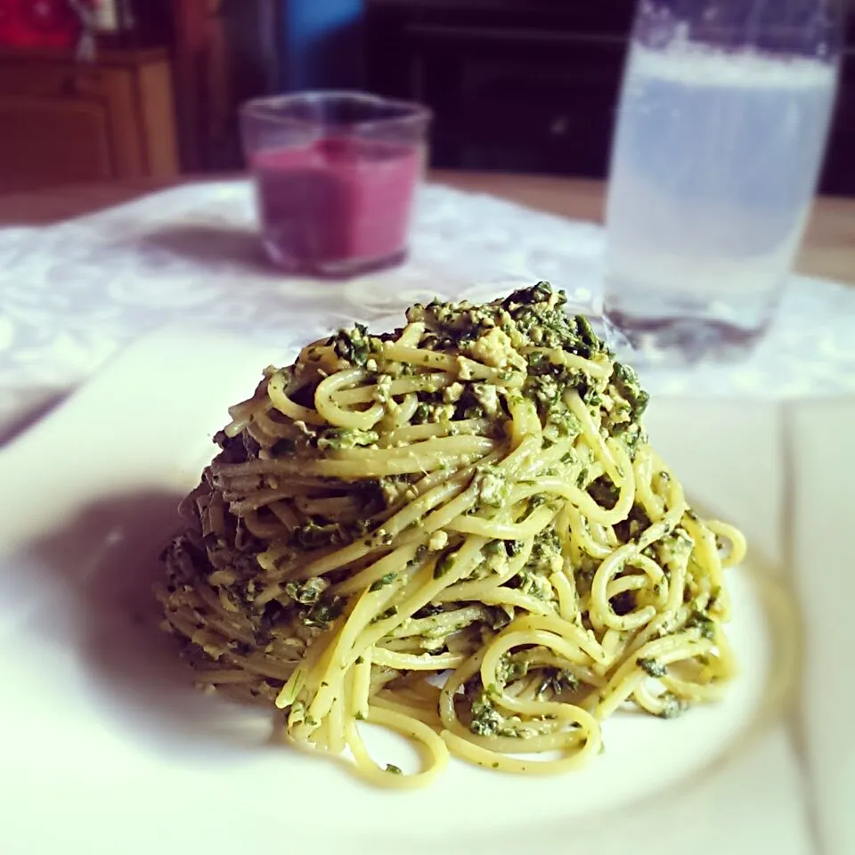 Snapdishの料理写真:Spaghetti mit Spinat|Melanie Habbenさん