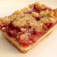 Strawberry Crumb Bar|Wildflourさん