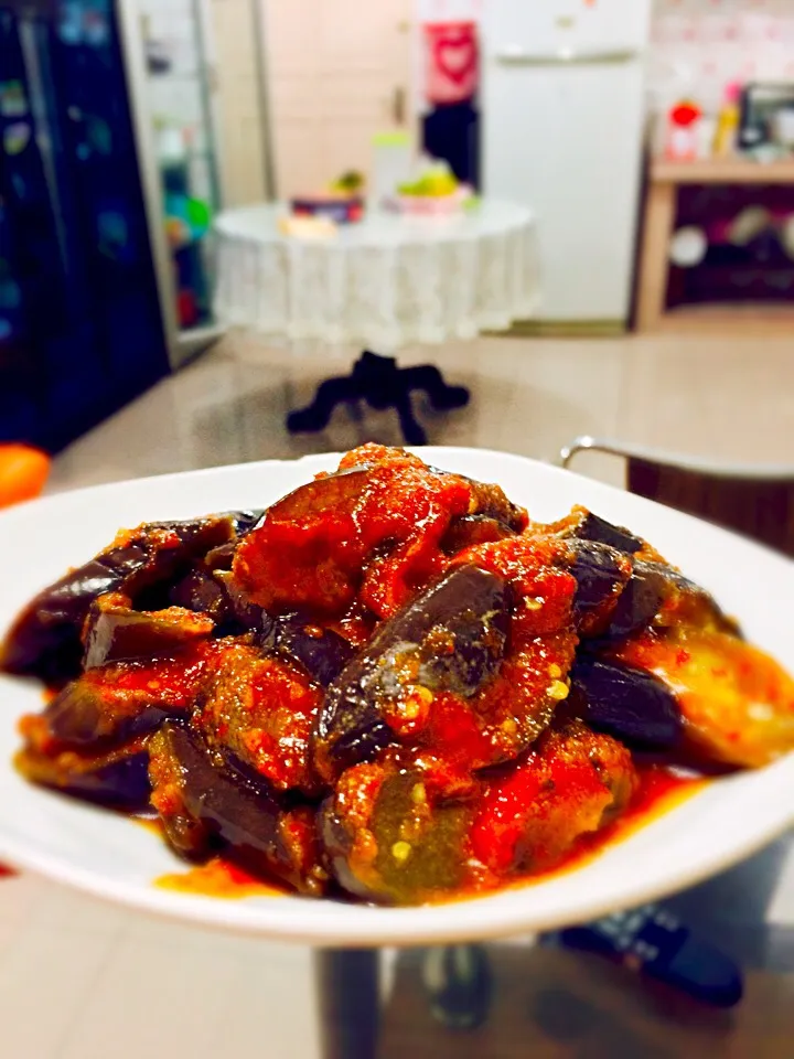 Spicy sour sweet eggplant|wu lan lieさん