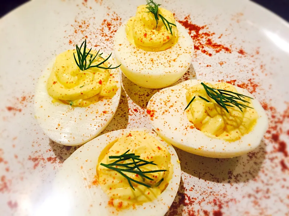 Snapdishの料理写真:Greek Yogurt Deviled Eggs|Ieesha Johnsonさん