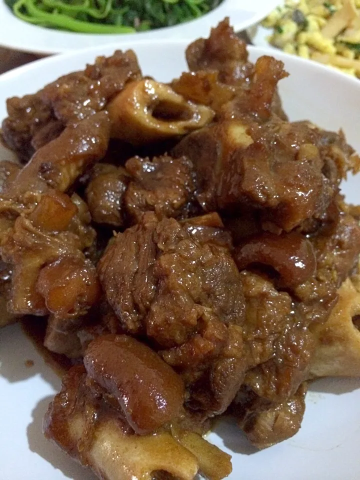 Braised pork knuckles with garlic #homemade #homecook #sinfuldish #meat #deliciousmeal|Kenex Kum Chee Kuanさん