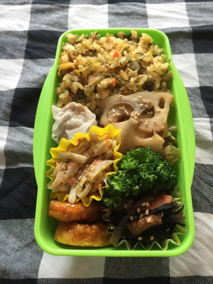 Snapdishの料理写真:玄米高菜炒飯弁当|市川千夏さん