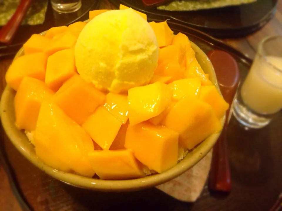 Snapdishの料理写真:Mango😋|pattarakamonさん