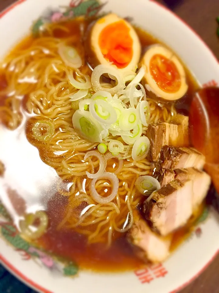 スープもタレも全部手作りラーメン(*´∀`)人(･∀･*)|Lilie Asoyaさん