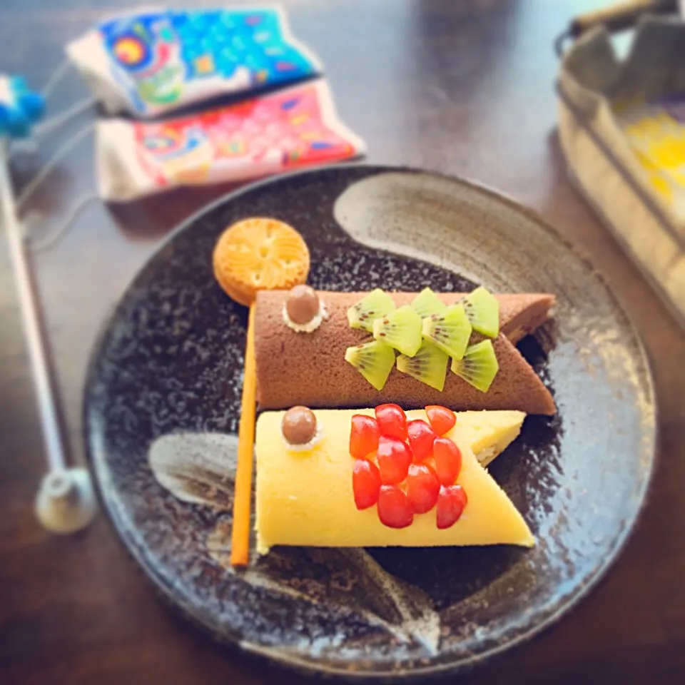 鯉のぼりロールケーキ☆|＊SALA＊みどり姫🐷さん