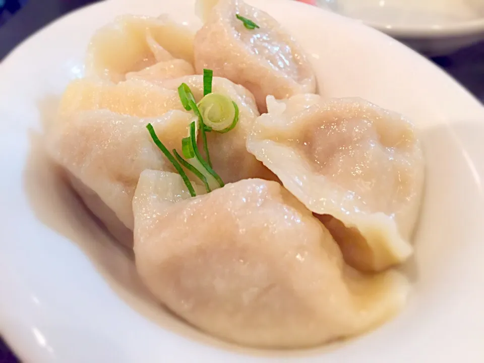 水餃子@大阪天満宮(ロンタン生煎饅頭)|かっちっさん