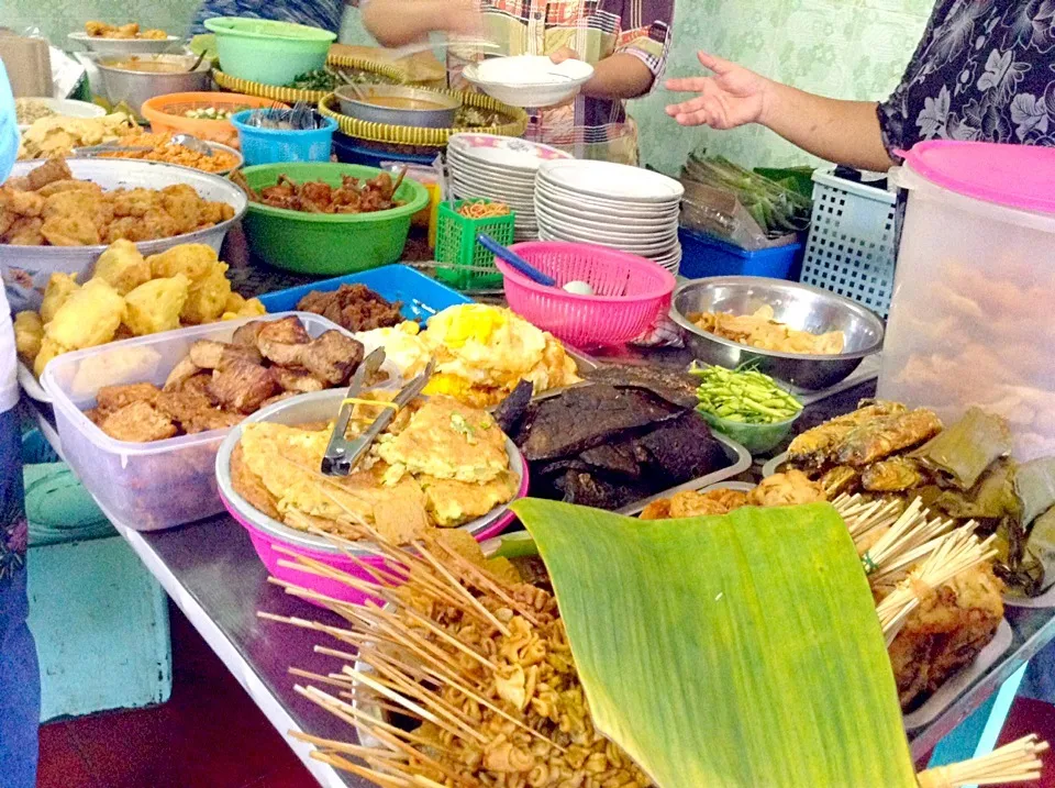 Nasi Pecel|Bambang Budiono Tjioさん