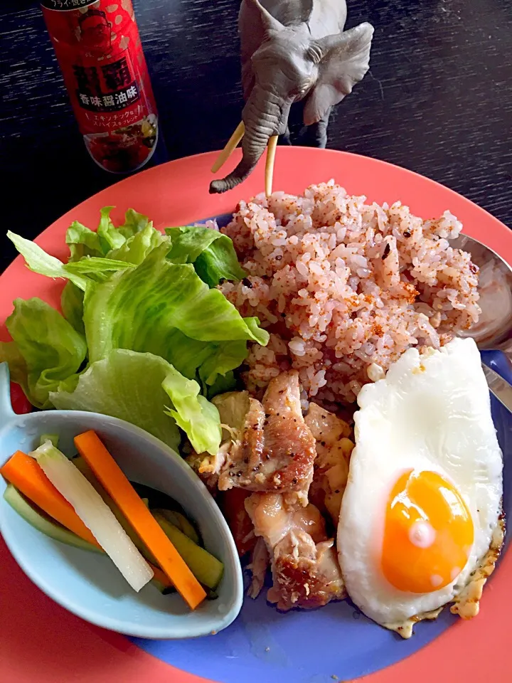 Snapdishの料理写真:ふぐの子のガーリックチャーハン|pecousaさん