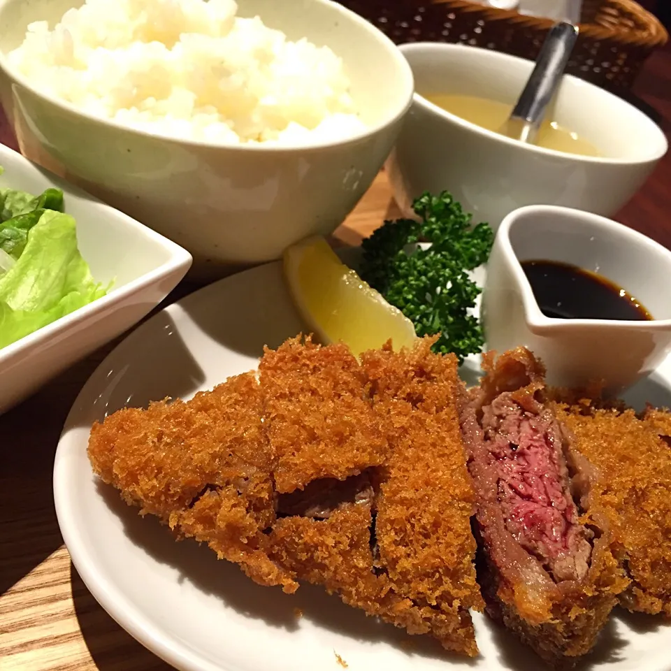 牛カツ定食@大衆肉バル KAMIICHI(上大岡)|塩豚骨さん