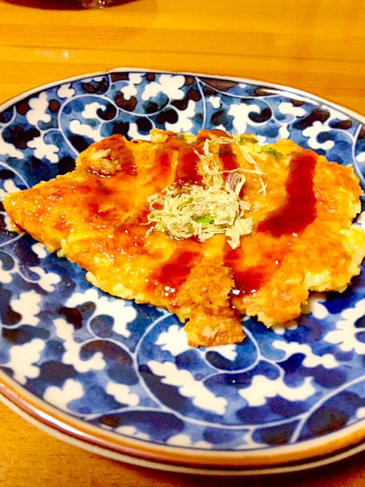 Snapdishの料理写真:山芋でネギ焼き🍀とろけるチーズと豆腐もね😋|まいりさん