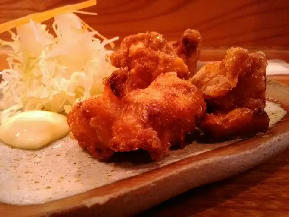 ラーメンのお供に唐揚げ♪サクサクジューシーでメチャウマ♪(≧∀≦)|深夜特急fさん