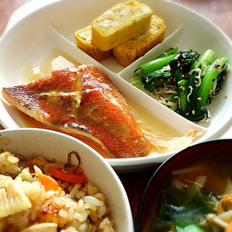 煮魚定食【赤魚】筍の炊き込みご飯付き|プチテンよすさん