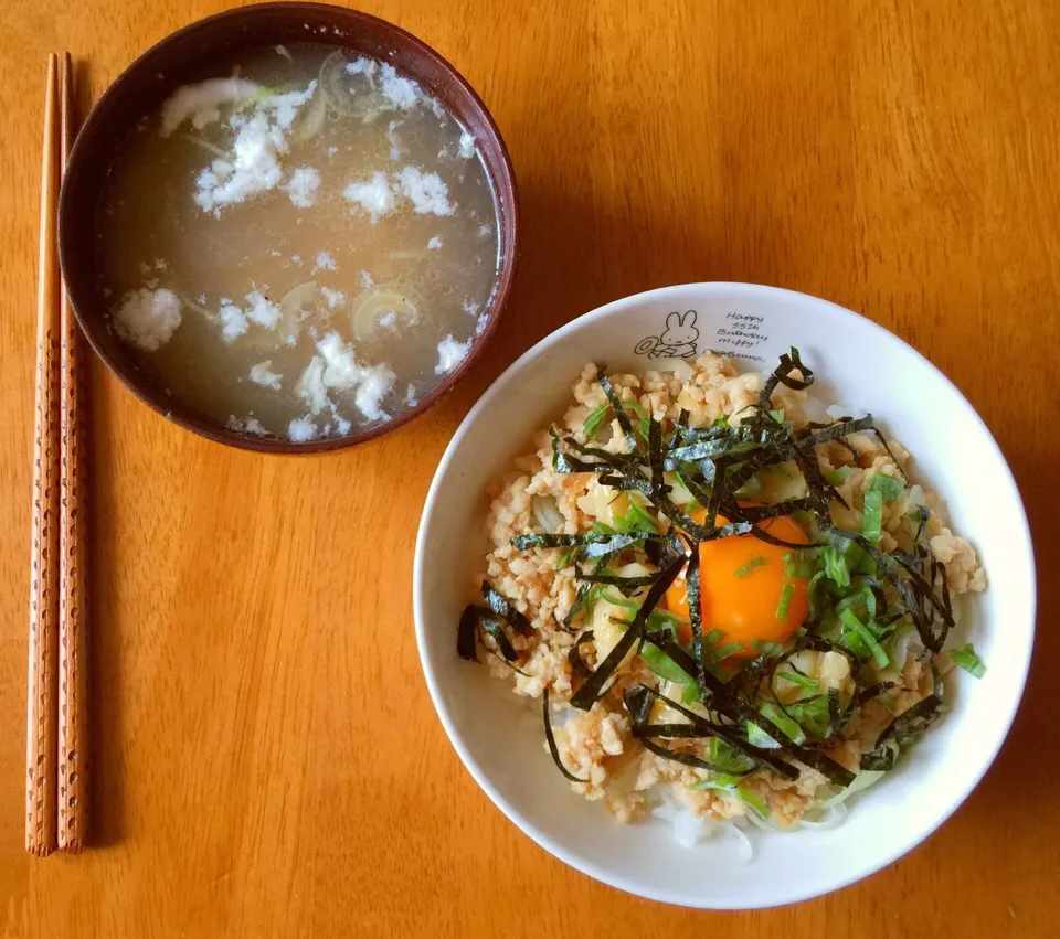 Naoさんの料理 🎵(≧∇≦) 鶏そぼろ丼 ❤ 人生初チャレンジ♪|Gigi Cafeさん
