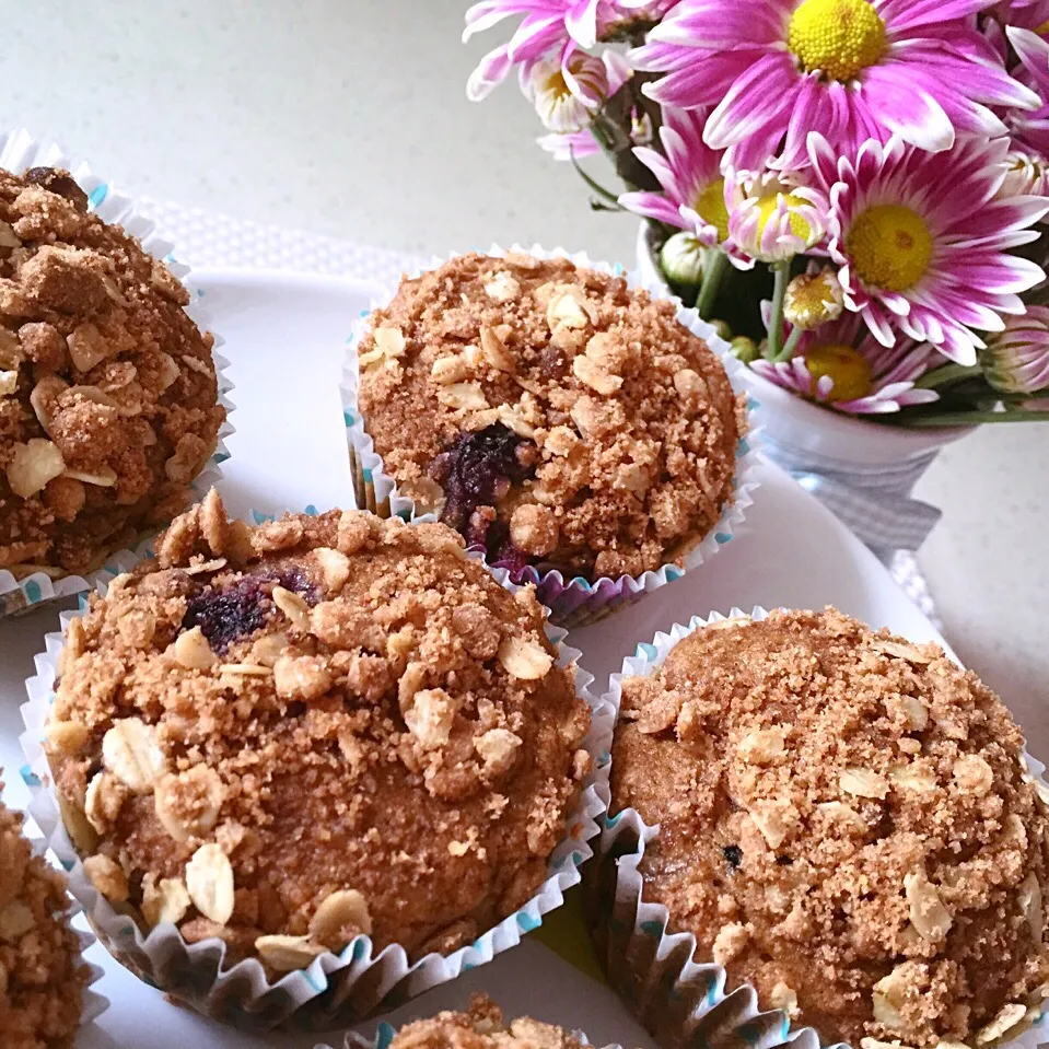 Blueberry Muffins with Oatmeal Cinnamon Streusel|Prisca Erさん