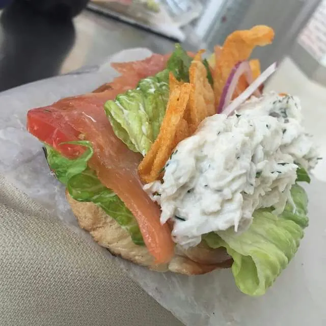 crab salad bbq potato chips salmon open faced sandwich|CHUENCHAIさん