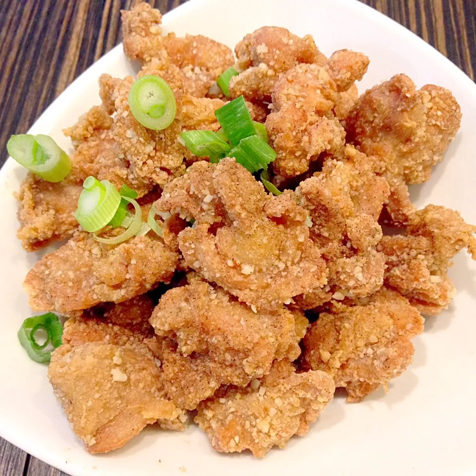 Deep-fried chicken nuggets :D|KHaylee09さん