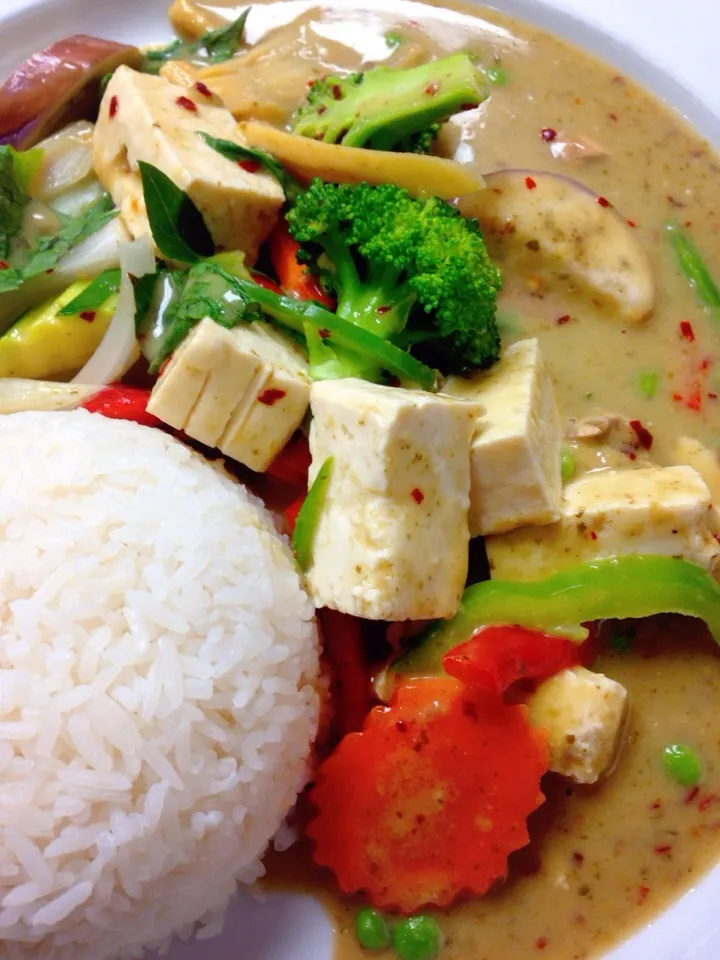 Vegan green curry 🍚🍵|🙏😄さん