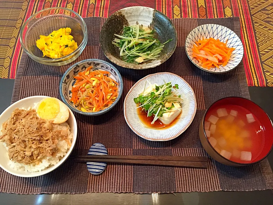 ルーロー飯的なもの|あーしょかぽんさん